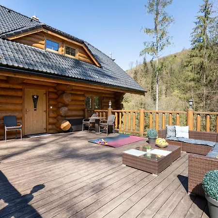 Durik Bystra - Jacuzzi - Sauna - In The Forest - 10 Min Walk To Restaurant - On Hiking Trail Chalet Horna Lehota